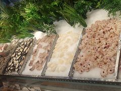 -金滏山烤肉·海鲜·火锅自助餐厅(襄阳万达店)