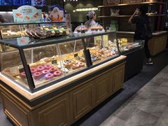 面包甜点陈列柜-多乐之日(颐堤港店)