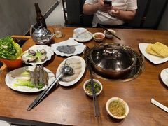 -濠轩阁特色生蚝火锅总店