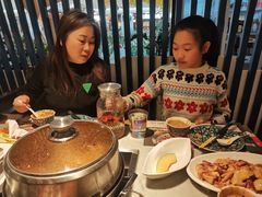 -尚尚仙·酸汤猪手·猪肚鸡火锅(华联万柳购物中心店)