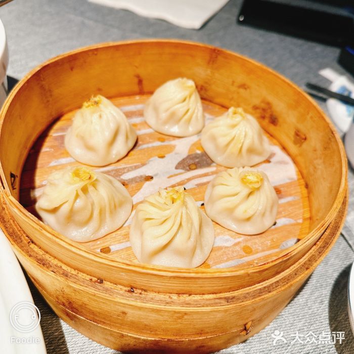 绿波廊(豫园店)蟹粉小笼包图片