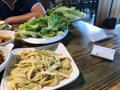 -每食每刻·皖北新民地锅鸡