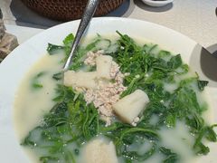 竹笙浸农家桑叶-大鸽饭(岗顶店)