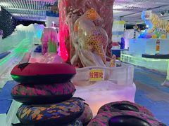 -蓝精灵乐园·世茂精灵之城主题乐园