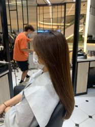 -HAIR CORNER