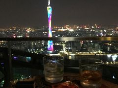 -广州柏悦酒店·悦吧·顶楼露天酒吧