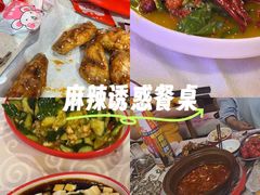 -海盗船. 龙虾烧烤. 酒馆