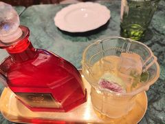 -秘密旅行Bonjour(黑金冠 江南西店)