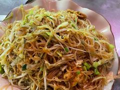 三丝炒米粉-察哈尔烤羊腿