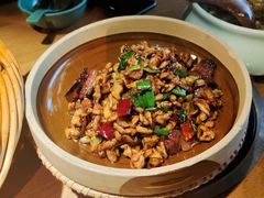 土萝卜干炒土腊肉-吃饭皇帝大(合生汇店)