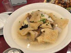 -侬佳蒸菜馆(听潮店)