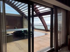 -三亚湾海居铂尔曼度假酒店