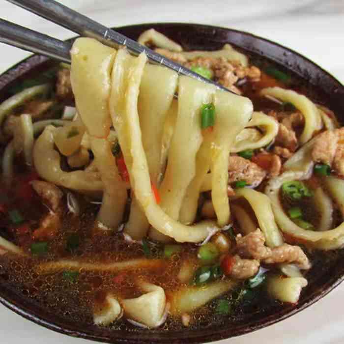 打分 这家绿豆粉真的好吃,好像白米粉也开始卖了,过几天再去吃