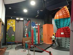 -嗨马乐动室内潮玩运动·团建·轰趴·桌游(南丰汇店)