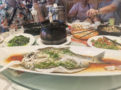 -年辉渔村·非遗传承餐厅(新丰江店)