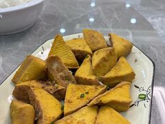 香煎黄豆腐-银峰农庄·特色烧鸡·鲜无花果浸鸡