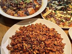 -小三峡食府(西五路店)