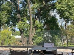 -J Create城市露营咖啡·简餐·宠物(上海动物园店)