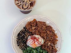 -CowCow其其·牛杂咖啡公司(六运店)