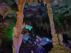 -泰安地下龙宫景区