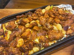 -老东镇啤酒屋海鲜加工·蒸汽海鲜·海鲜烧烤(台东店)