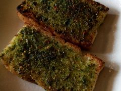 配沙拉免费赠送的面包干-PIZZA BIANCA(民园店)
