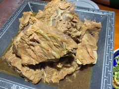 酱大盆骨-二姐家三个拿手菜·北塘海鲜·大馅锅贴王(成林道店)