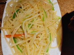 尖椒土豆丝-渝信川菜(西单店)