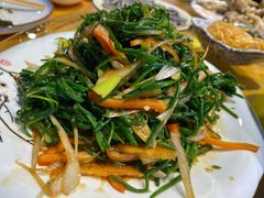 -东顺全羊坊烧烤炒菜莜面(张北店)