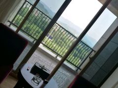 -金孔雀温泉旅游度假村