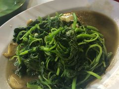 -明记烧鱼美味店