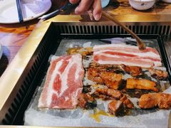 -蒙肥羊·酸汤潮牛·鲜牛肉火锅烤肉自助(岗顶店)