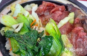 Quinoa Special Clay Pot Rice with Preserved Meat
