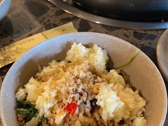 -肖肖酸萝卜鱼火锅(总店)