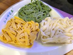 -小小河边鱼(天润城店)