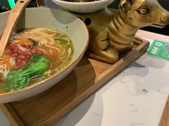 招牌牛大骨圆粉-百春原湖南牛肉粉(百联世纪店)