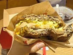 -Tims天好咖啡·贝果(成都东站捷枫店)