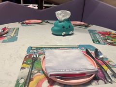 -水桶王国主题餐厅·聚会·生日派对·亲子活动·家庭套餐(亚龙湾希尔顿店)