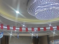 -咿呀口腔(光谷分院)