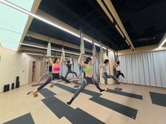 -乐刻瑜伽·普拉提·小瑜荚YogaPod(滨江银泰店)