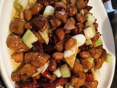 -万重锦·人文川菜馆(骡马市店)