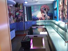 -唯爱KTV聚会餐厅(仙林东城汇店)