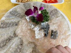 -官塘陈记鱼生·潮汕砂锅粥·牛肉火锅(潮枫路总店)