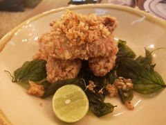 蒜蓉牛油烤鸡翅-CHINCHIN 青青·泰国料理(万象食家店)