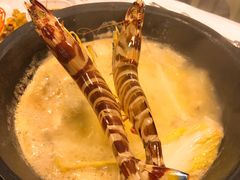 -鲜入围煮花胶鸡海鲜火锅