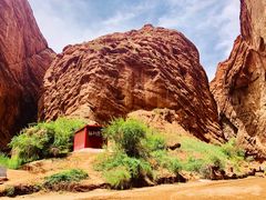 -天山神秘大峡谷