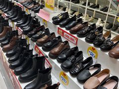 -云柏鞋业(十里堡店)