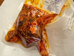 -鑫记婆婆兔·成都特产·兔头手撕兔(太古里店)