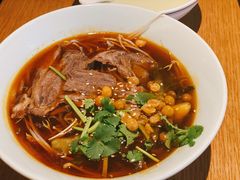 牛腱子泡椒酸辣粉-村外有星光小食铺(长嘉汇店)