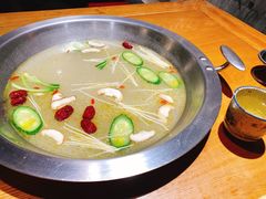 -凤王府成都火锅(余姚银泰店)